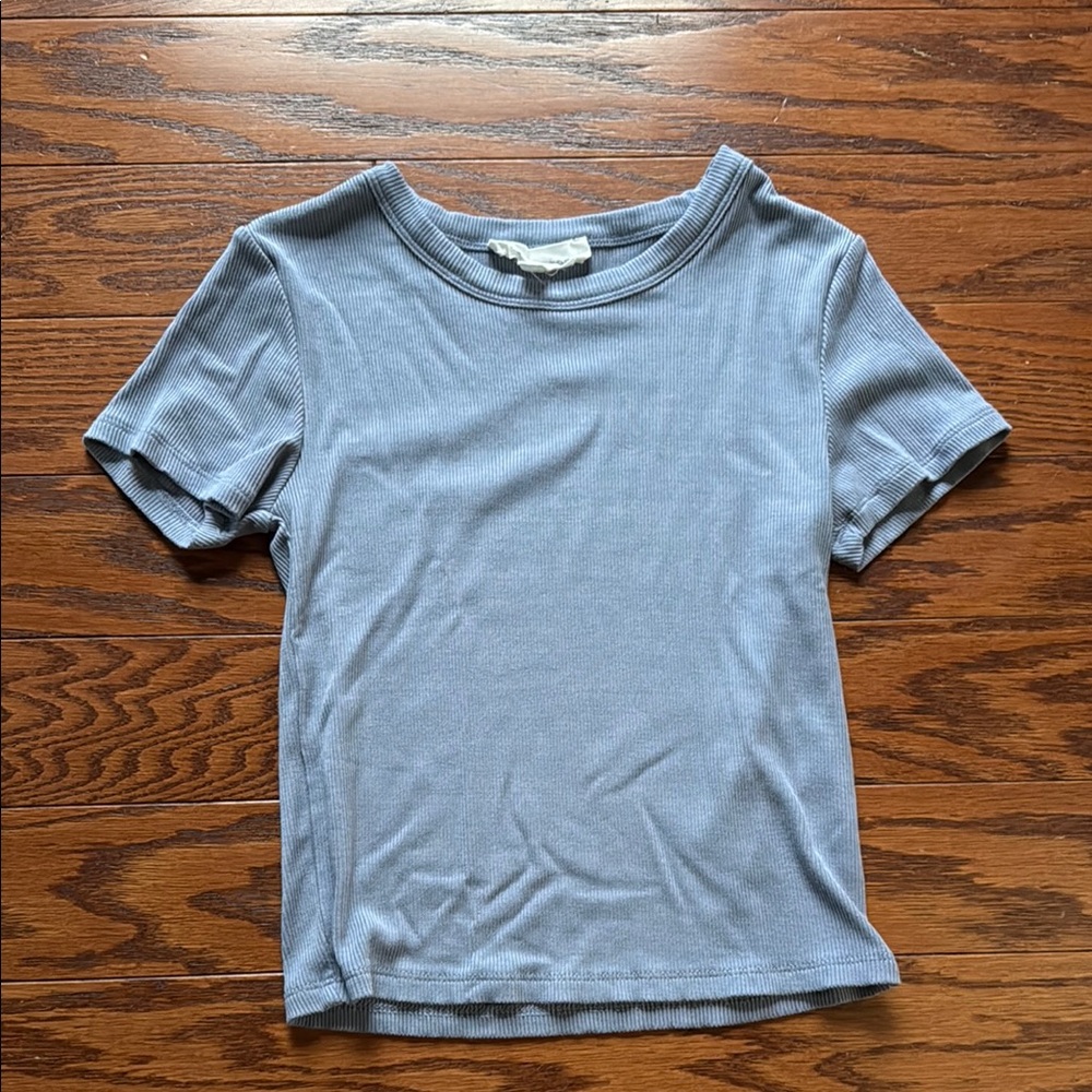 ⭐️Fitted Blue Short Sleeve Crop Top